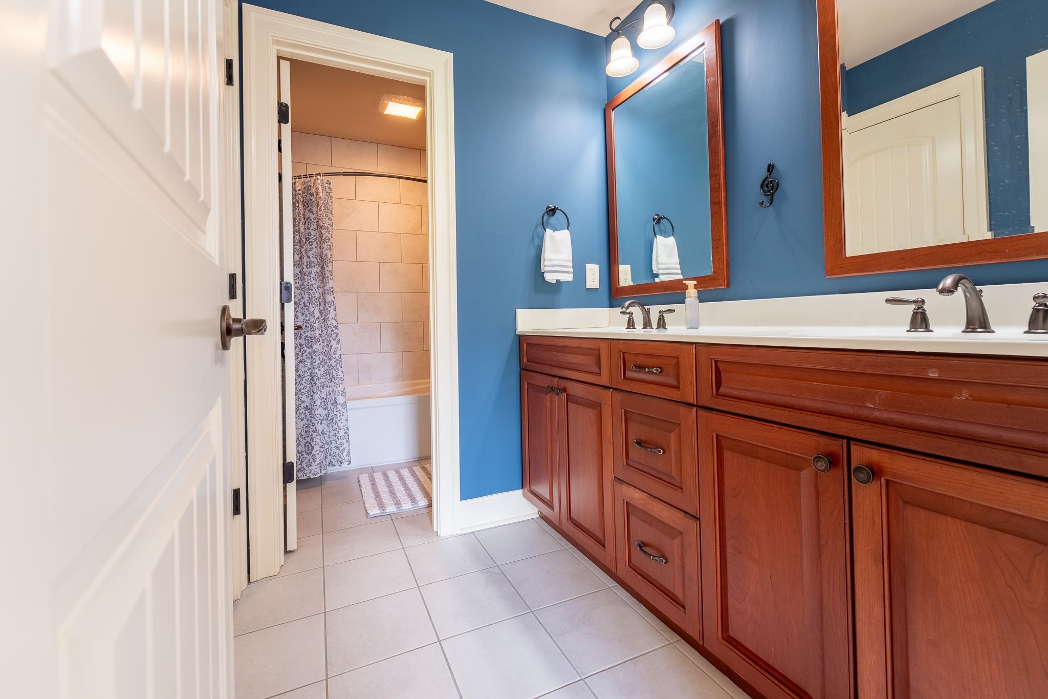 885 CLAREMONT AVE, ROCKINGHAM, Virginia 22801, 6 Bedrooms Bedrooms, ,3 BathroomsBathrooms,Residential,885 CLAREMONT AVE,676927 MLS # 676927