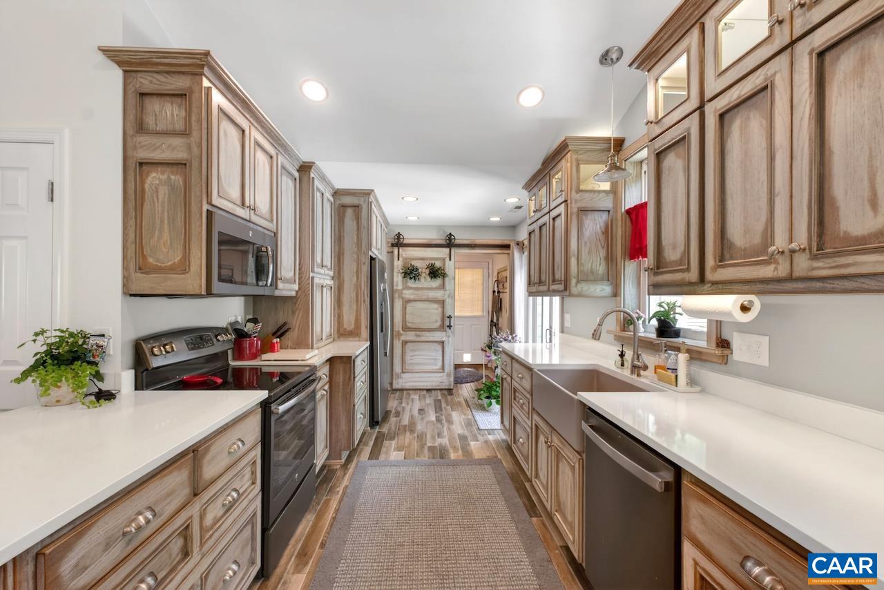 1045 WINTERGREEN LN, CHARLOTTESVILLE, Virginia 22903, 3 Bedrooms Bedrooms, ,2 BathroomsBathrooms,Residential,1045 WINTERGREEN LN,676931 MLS # 676931 1045 WINTERGREEN LN, CHARLOTTESVILLE, Virginia 22903, 3 Bedrooms Bedrooms, ,2 BathroomsBathrooms,Residential,1045 WINTERGREEN LN,676931 MLS # 676931