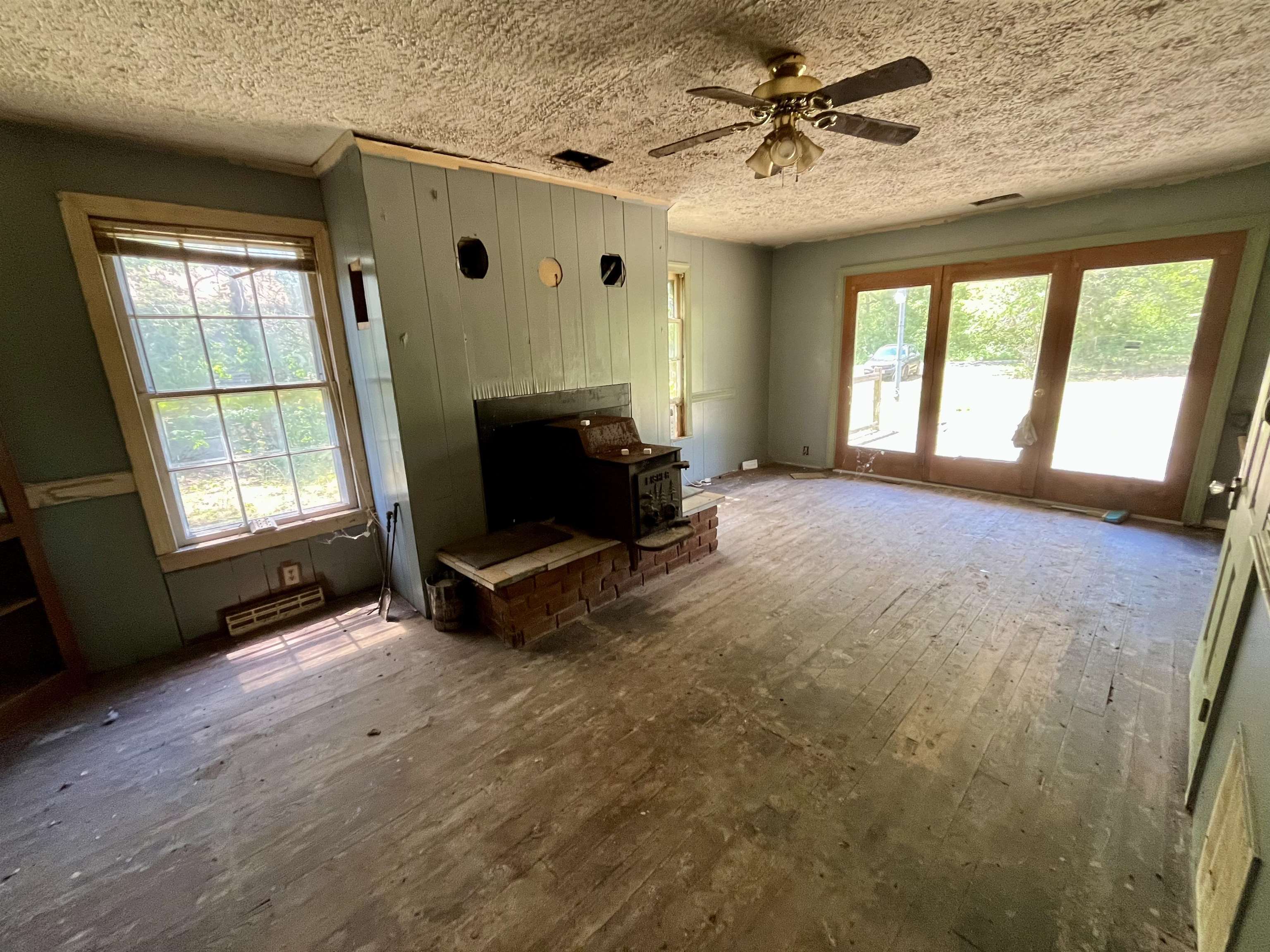 5003 ALBERENE RD, NORTH GARDEN, Virginia 22959, 2 Bedrooms Bedrooms, ,1 BathroomBathrooms,Residential,5003 ALBERENE RD,676933 MLS # 676933 5003 ALBERENE RD, NORTH GARDEN, Virginia 22959, 2 Bedrooms Bedrooms, ,1 BathroomBathrooms,Residential,5003 ALBERENE RD,676933 MLS # 676933