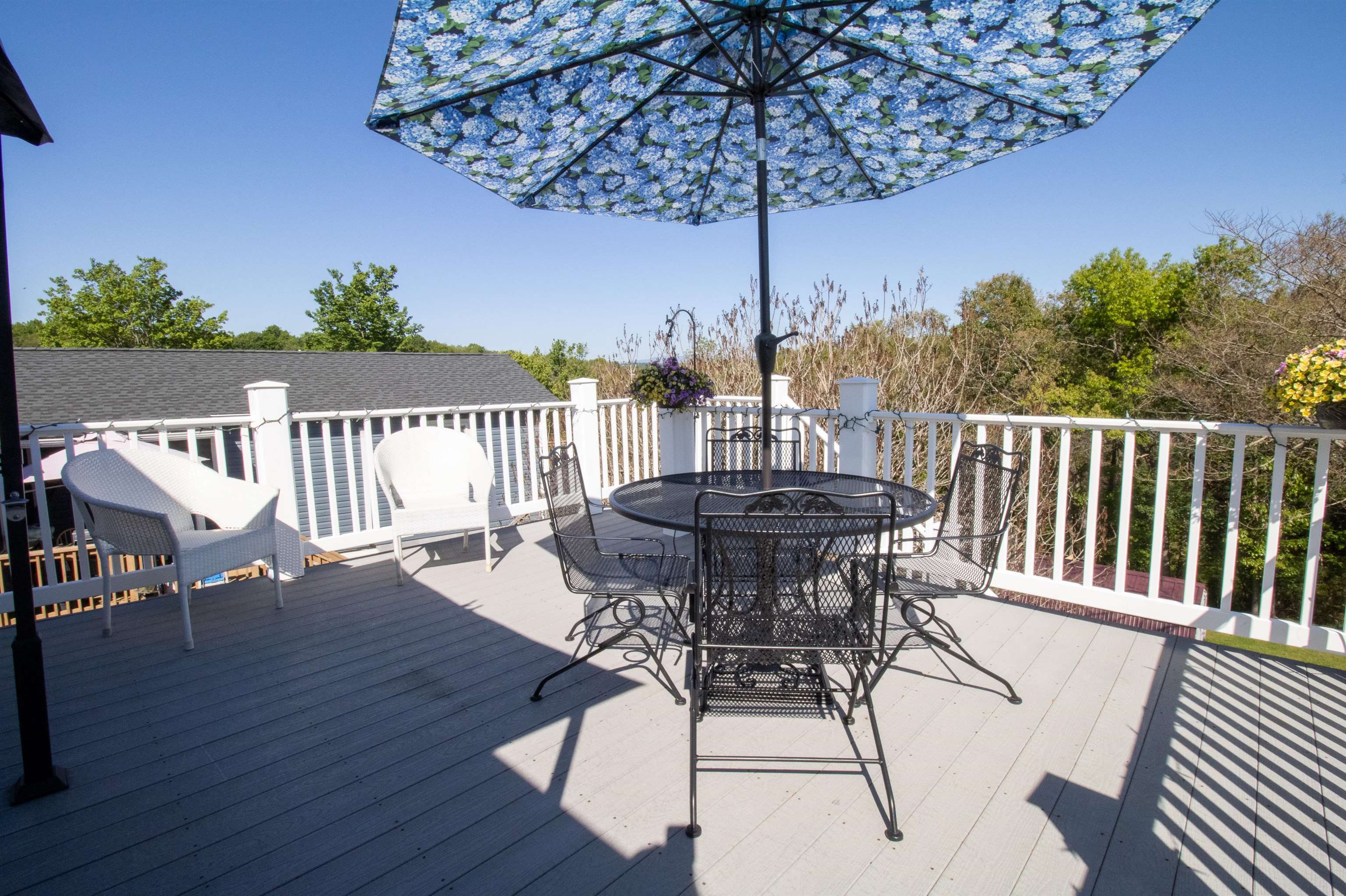 129 GREENVIEW DR, STAUNTON, Virginia 24401, 3 Bedrooms Bedrooms, ,2 BathroomsBathrooms,Residential,129 GREENVIEW DR,676934 MLS # 676934
