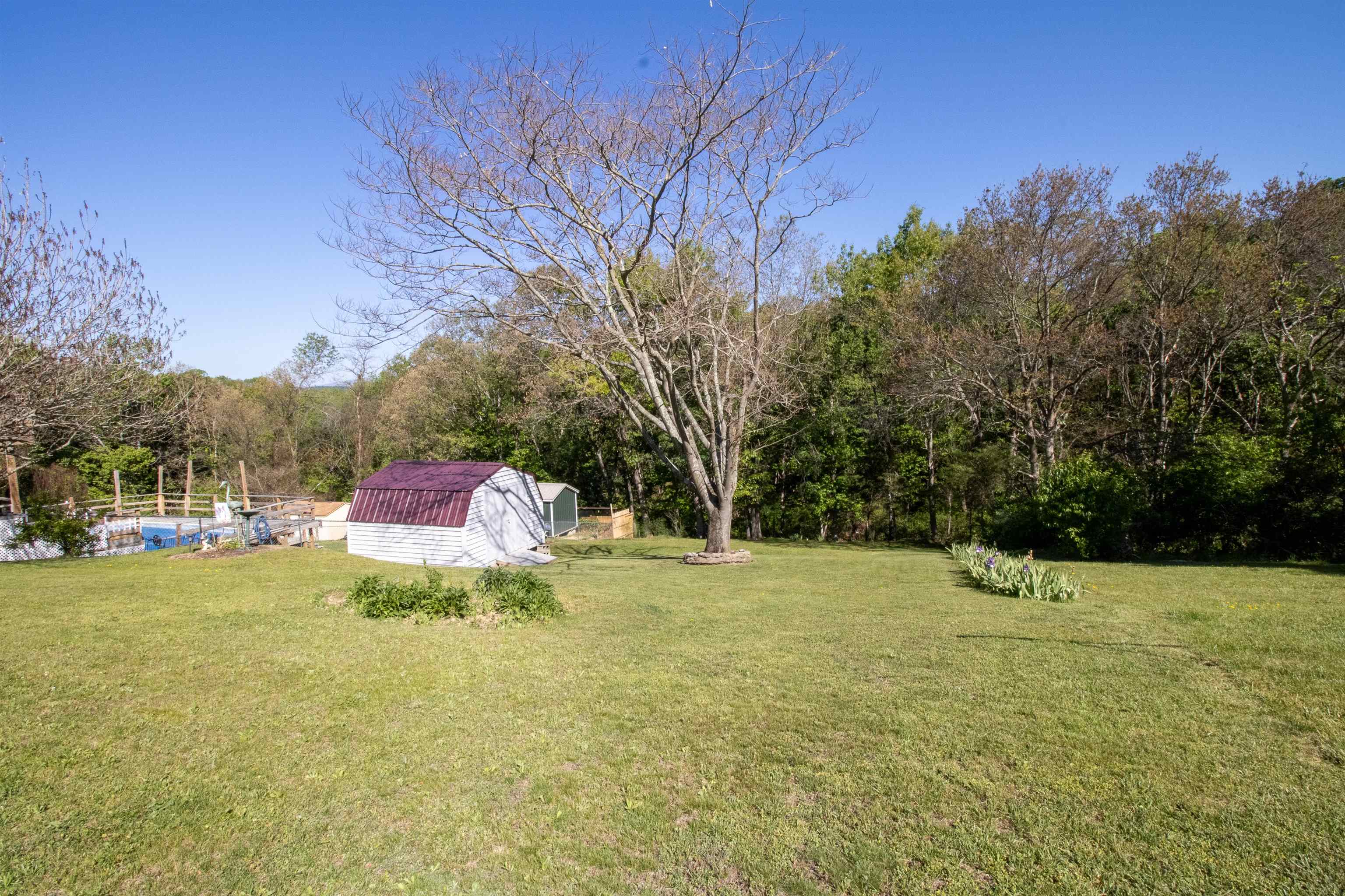 129 GREENVIEW DR, STAUNTON, Virginia 24401, 3 Bedrooms Bedrooms, ,2 BathroomsBathrooms,Residential,129 GREENVIEW DR,676934 MLS # 676934