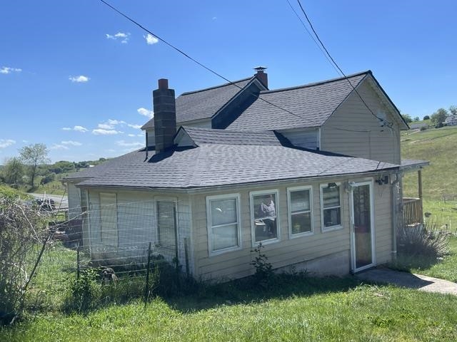 394 RIDGE RD, FAIRFIELD, Virginia 24435, 2 Bedrooms Bedrooms, ,1 BathroomBathrooms,Residential,394 RIDGE RD,676935 MLS # 676935