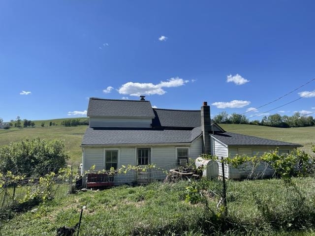 394 RIDGE RD, FAIRFIELD, Virginia 24435, 2 Bedrooms Bedrooms, ,1 BathroomBathrooms,Residential,394 RIDGE RD,676935 MLS # 676935