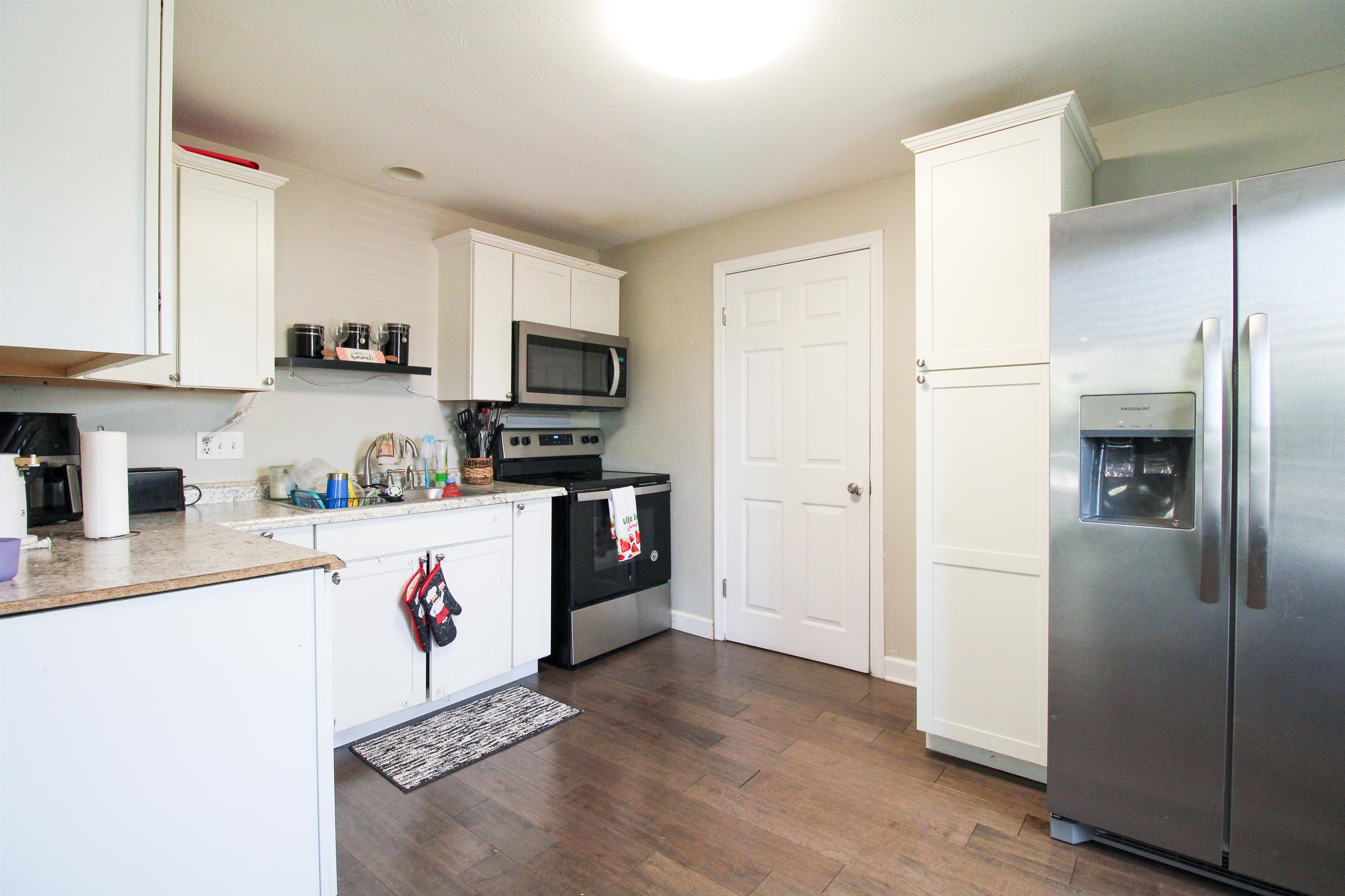 102 EAST AVE, STAUNTON, Virginia 24401, 2 Bedrooms Bedrooms, ,1 BathroomBathrooms,Residential,102 EAST AVE,676940 MLS # 676940
