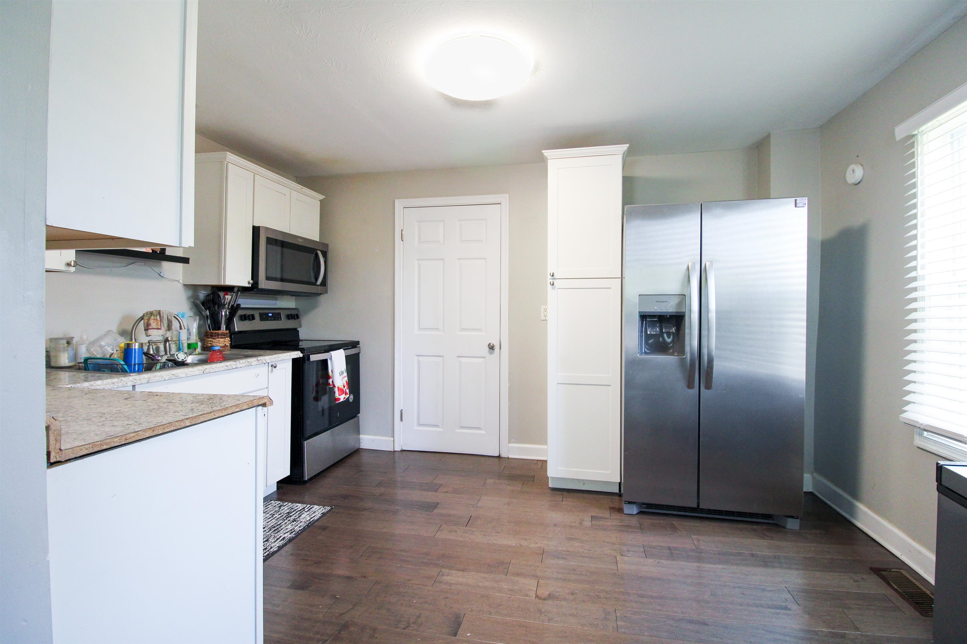 102 EAST AVE, STAUNTON, Virginia 24401, 2 Bedrooms Bedrooms, ,1 BathroomBathrooms,Residential,102 EAST AVE,676940 MLS # 676940