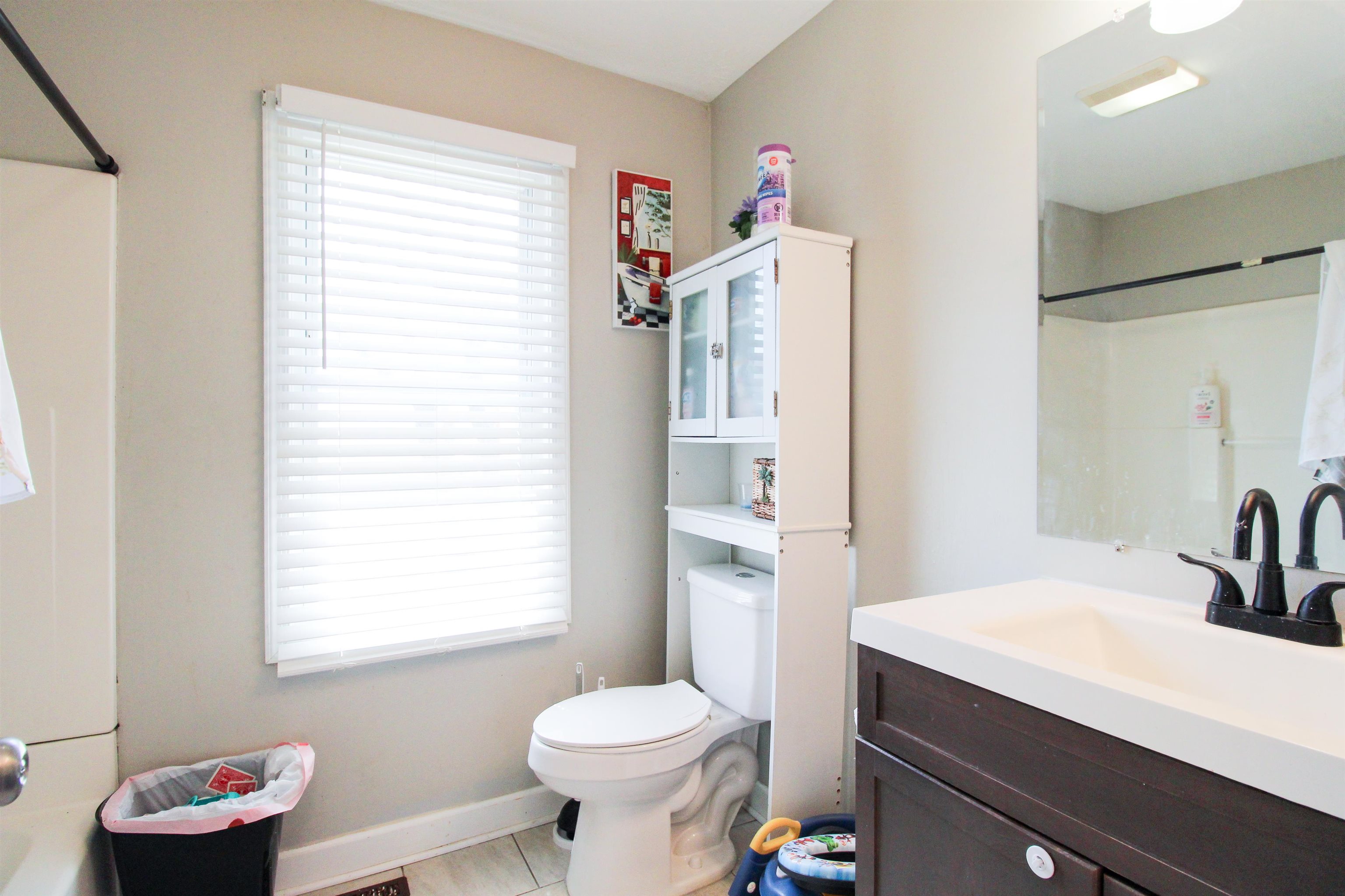 102 EAST AVE, STAUNTON, Virginia 24401, 2 Bedrooms Bedrooms, ,1 BathroomBathrooms,Residential,102 EAST AVE,676940 MLS # 676940
