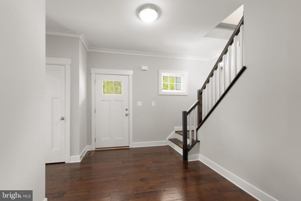 2518 REGENCY DR, FREDERICKSBURG, Virginia 22408, 4 Bedrooms Bedrooms, ,2 BathroomsBathrooms,Residential,2518 REGENCY DR,VASP2040568 MLS # VASP2040568