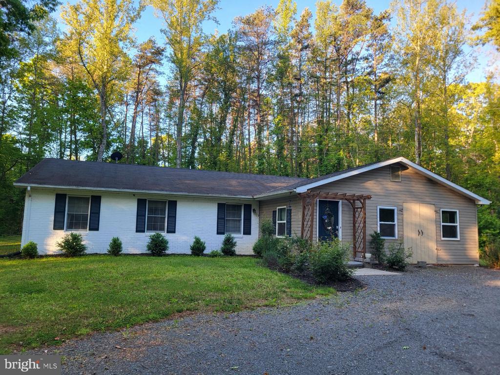 4281 BEAR BUG LN, BEALETON, Virginia 22712, 3 Bedrooms Bedrooms, ,2 BathroomsBathrooms,Residential,4281 BEAR BUG LN,VAFQ2021838 MLS # VAFQ2021838