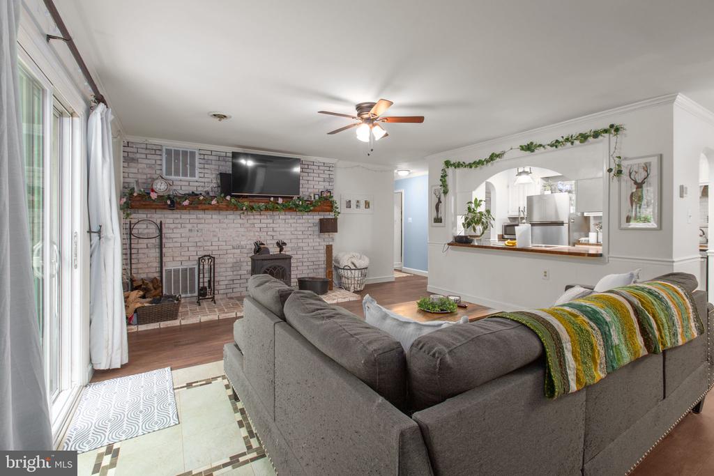 4281 BEAR BUG LN, BEALETON, Virginia 22712, 3 Bedrooms Bedrooms, ,2 BathroomsBathrooms,Residential,4281 BEAR BUG LN,VAFQ2021838 MLS # VAFQ2021838