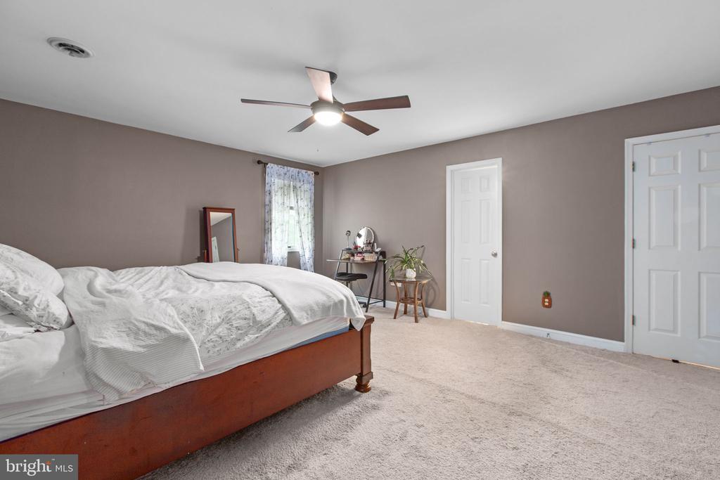 4281 BEAR BUG LN, BEALETON, Virginia 22712, 3 Bedrooms Bedrooms, ,2 BathroomsBathrooms,Residential,4281 BEAR BUG LN,VAFQ2021838 MLS # VAFQ2021838