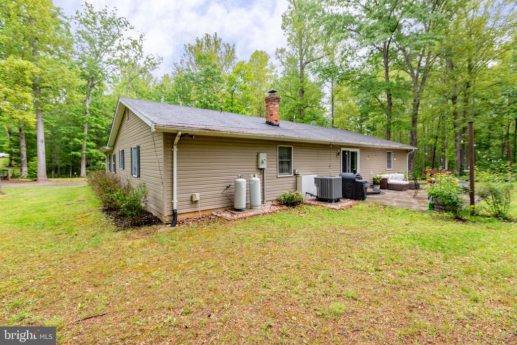 4281 BEAR BUG LN, BEALETON, Virginia 22712, 3 Bedrooms Bedrooms, ,2 BathroomsBathrooms,Residential,4281 BEAR BUG LN,VAFQ2021838 MLS # VAFQ2021838