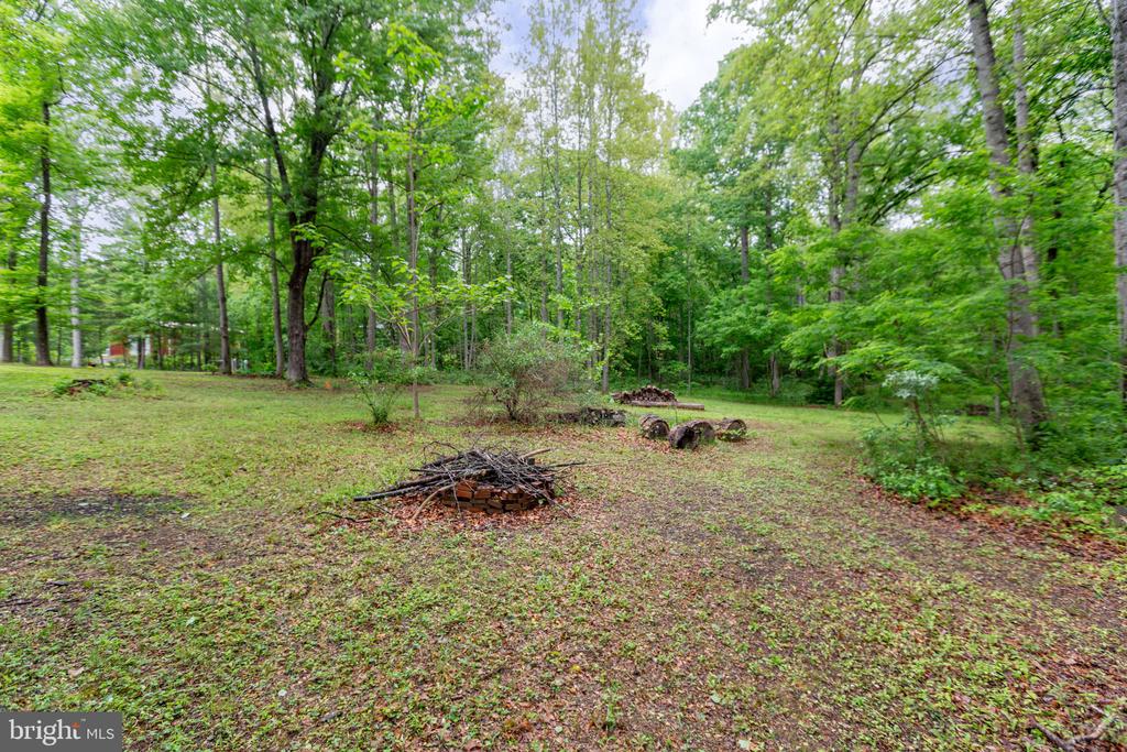 4281 BEAR BUG LN, BEALETON, Virginia 22712, 3 Bedrooms Bedrooms, ,2 BathroomsBathrooms,Residential,4281 BEAR BUG LN,VAFQ2021838 MLS # VAFQ2021838