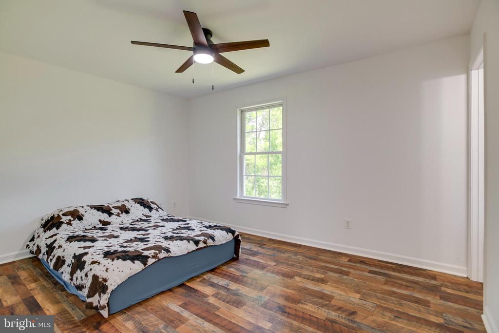 9123 OLD TURNPIKE RD, CULPEPER, Virginia 22701, 4 Bedrooms Bedrooms, ,2 BathroomsBathrooms,Residential,9123 OLD TURNPIKE RD,VACU2013598 MLS # VACU2013598