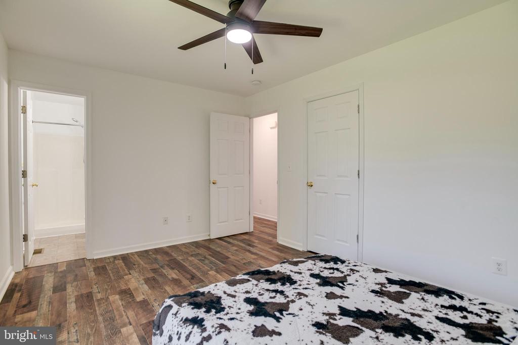 9123 OLD TURNPIKE RD, CULPEPER, Virginia 22701, 4 Bedrooms Bedrooms, ,2 BathroomsBathrooms,Residential,9123 OLD TURNPIKE RD,VACU2013598 MLS # VACU2013598