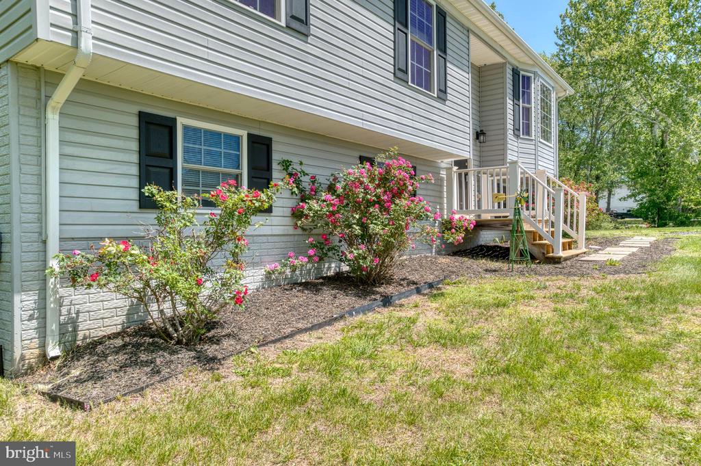9123 OLD TURNPIKE RD, CULPEPER, Virginia 22701, 4 Bedrooms Bedrooms, ,2 BathroomsBathrooms,Residential,9123 OLD TURNPIKE RD,VACU2013598 MLS # VACU2013598