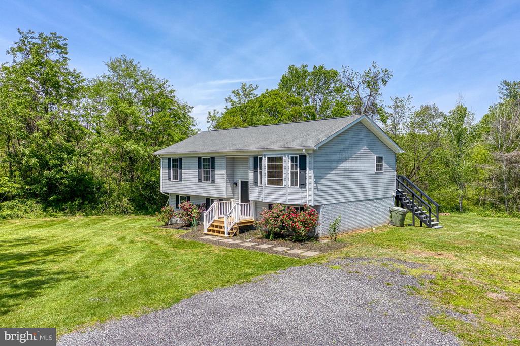 9123 OLD TURNPIKE RD, CULPEPER, Virginia 22701, 4 Bedrooms Bedrooms, ,2 BathroomsBathrooms,Residential,9123 OLD TURNPIKE RD,VACU2013598 MLS # VACU2013598