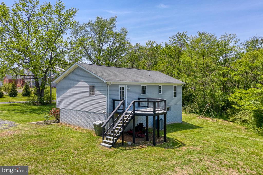 9123 OLD TURNPIKE RD, CULPEPER, Virginia 22701, 4 Bedrooms Bedrooms, ,2 BathroomsBathrooms,Residential,9123 OLD TURNPIKE RD,VACU2013598 MLS # VACU2013598