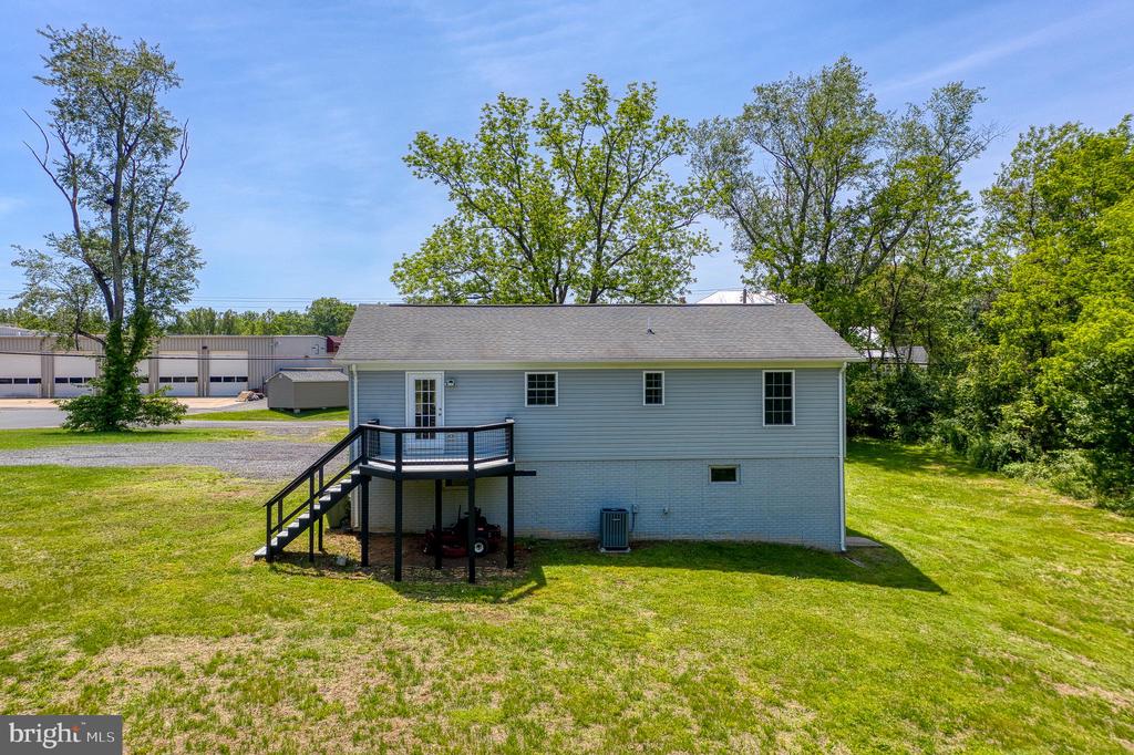 9123 OLD TURNPIKE RD, CULPEPER, Virginia 22701, 4 Bedrooms Bedrooms, ,2 BathroomsBathrooms,Residential,9123 OLD TURNPIKE RD,VACU2013598 MLS # VACU2013598