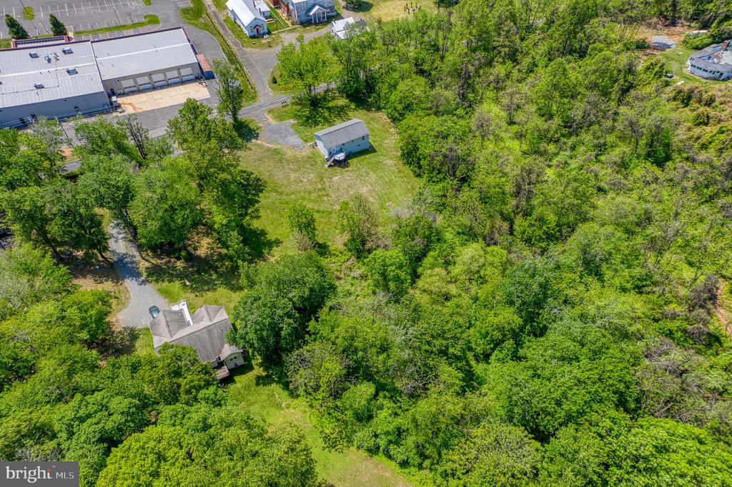 9123 OLD TURNPIKE RD, CULPEPER, Virginia 22701, 4 Bedrooms Bedrooms, ,2 BathroomsBathrooms,Residential,9123 OLD TURNPIKE RD,VACU2013598 MLS # VACU2013598