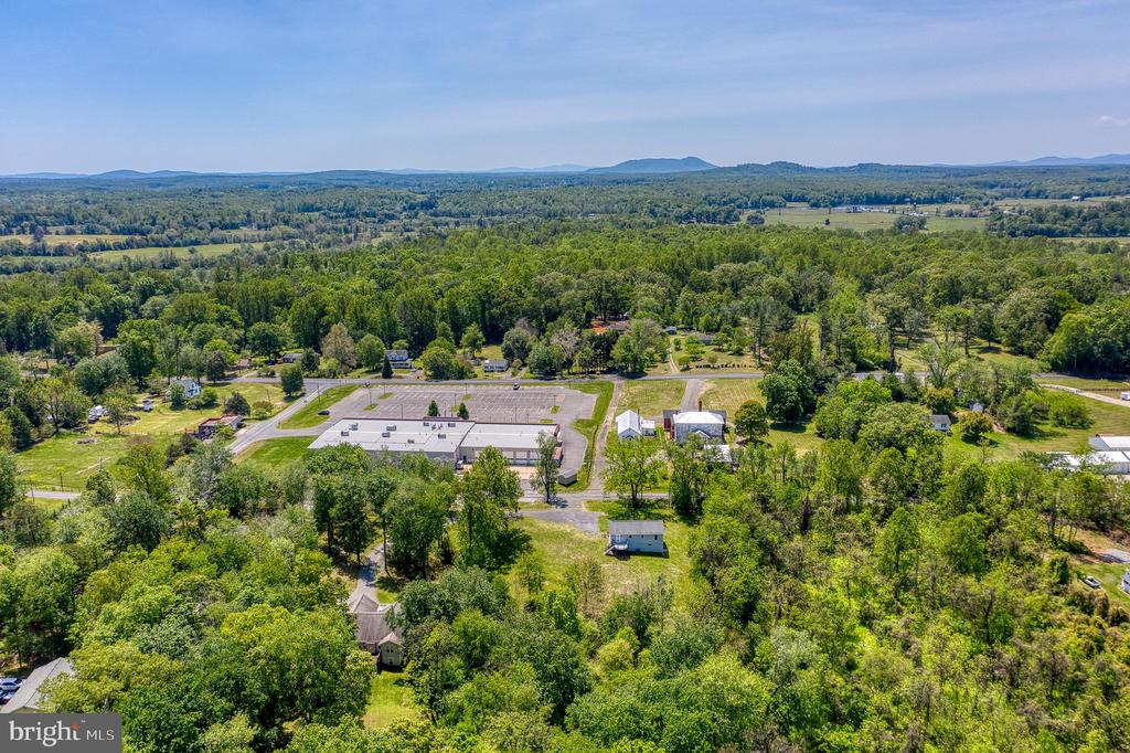 9123 OLD TURNPIKE RD, CULPEPER, Virginia 22701, 4 Bedrooms Bedrooms, ,2 BathroomsBathrooms,Residential,9123 OLD TURNPIKE RD,VACU2013598 MLS # VACU2013598