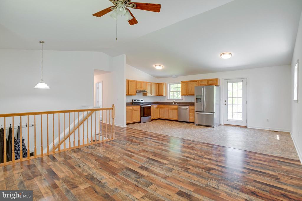9123 OLD TURNPIKE RD, CULPEPER, Virginia 22701, 4 Bedrooms Bedrooms, ,2 BathroomsBathrooms,Residential,9123 OLD TURNPIKE RD,VACU2013598 MLS # VACU2013598