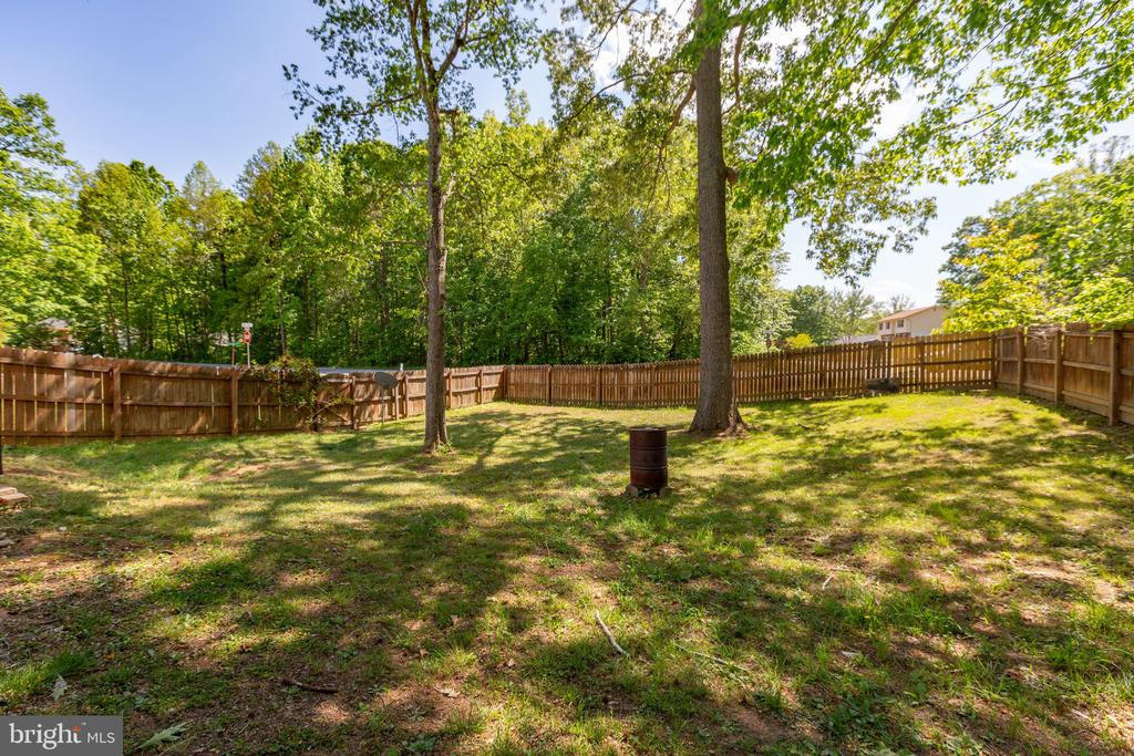 10400 DANIELS CT, SPOTSYLVANIA, Virginia 22553, 3 Bedrooms Bedrooms, ,2 BathroomsBathrooms,Residential,10400 DANIELS CT,VASP2041768 MLS # VASP2041768