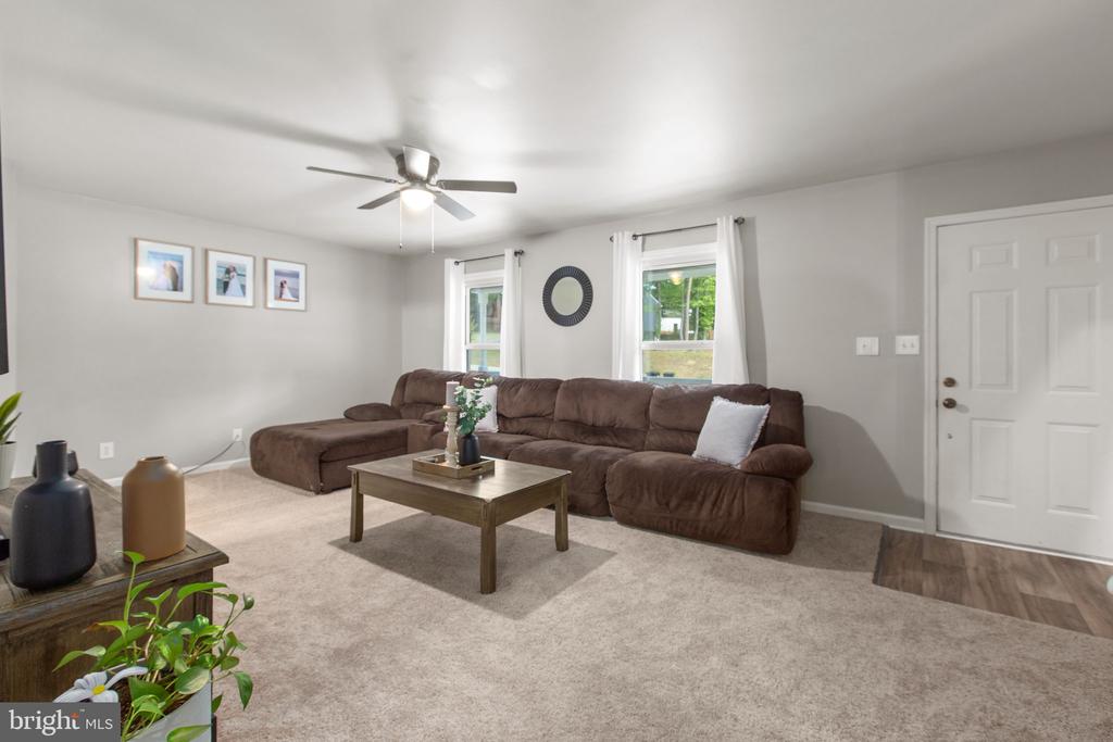 10400 DANIELS CT, SPOTSYLVANIA, Virginia 22553, 3 Bedrooms Bedrooms, ,2 BathroomsBathrooms,Residential,10400 DANIELS CT,VASP2041768 MLS # VASP2041768