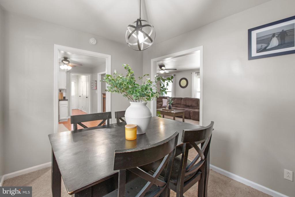 10400 DANIELS CT, SPOTSYLVANIA, Virginia 22553, 3 Bedrooms Bedrooms, ,2 BathroomsBathrooms,Residential,10400 DANIELS CT,VASP2041768 MLS # VASP2041768