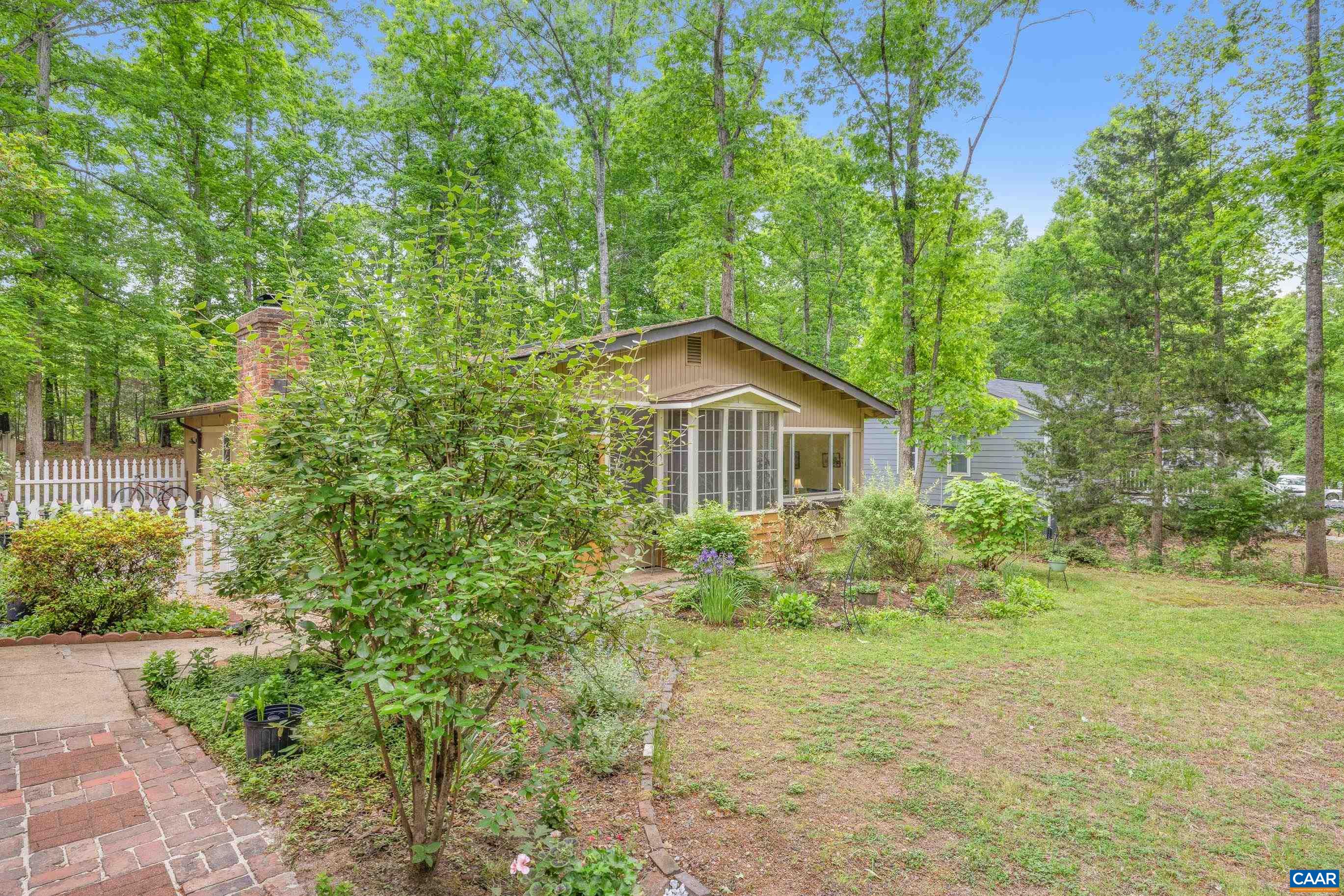 9 GLEN BURNIE RD, PALMYRA, Virginia 22963, 3 Bedrooms Bedrooms, ,2 BathroomsBathrooms,Residential,9 GLEN BURNIE RD,676923 MLS # 676923