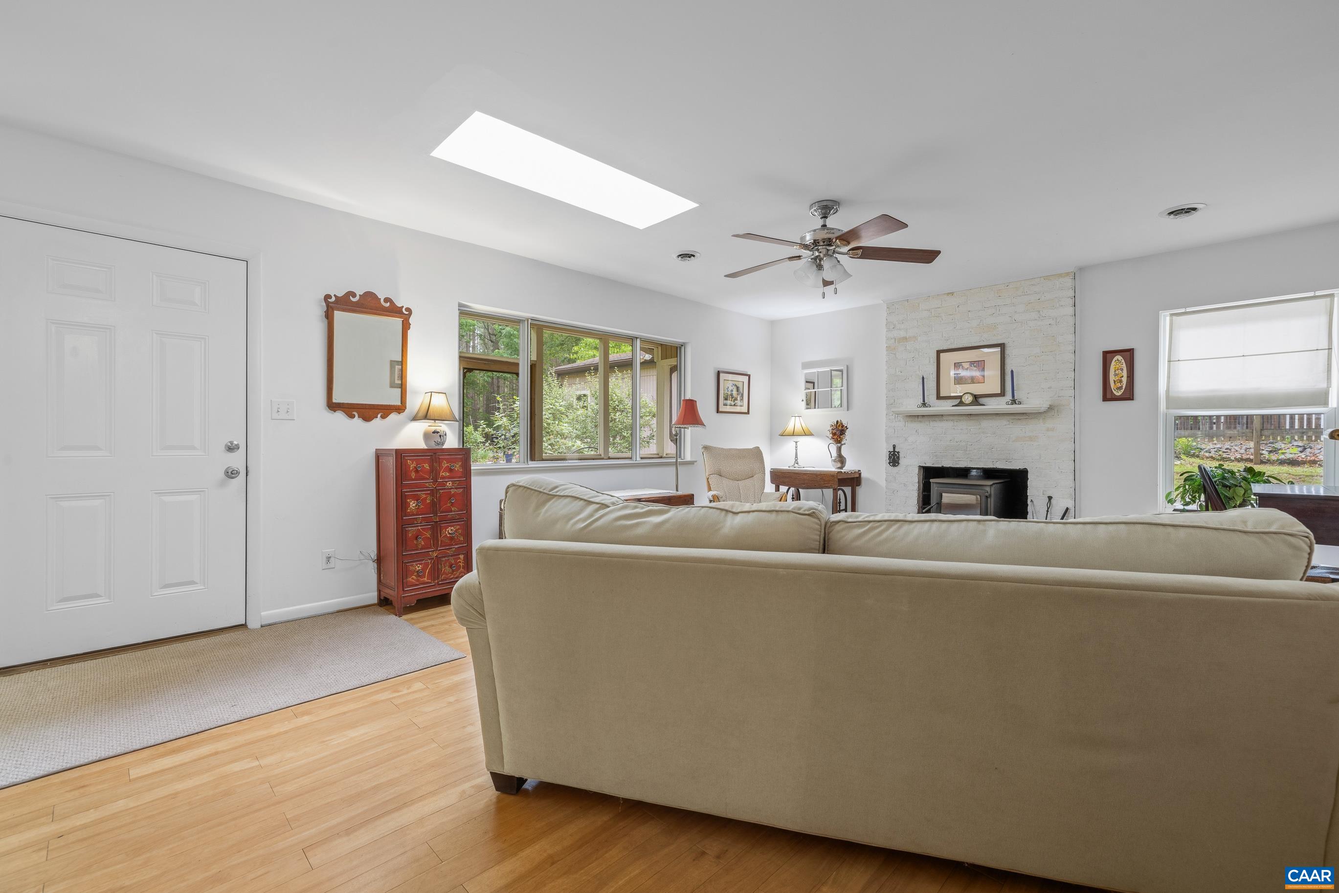 9 GLEN BURNIE RD, PALMYRA, Virginia 22963, 3 Bedrooms Bedrooms, ,2 BathroomsBathrooms,Residential,9 GLEN BURNIE RD,676923 MLS # 676923