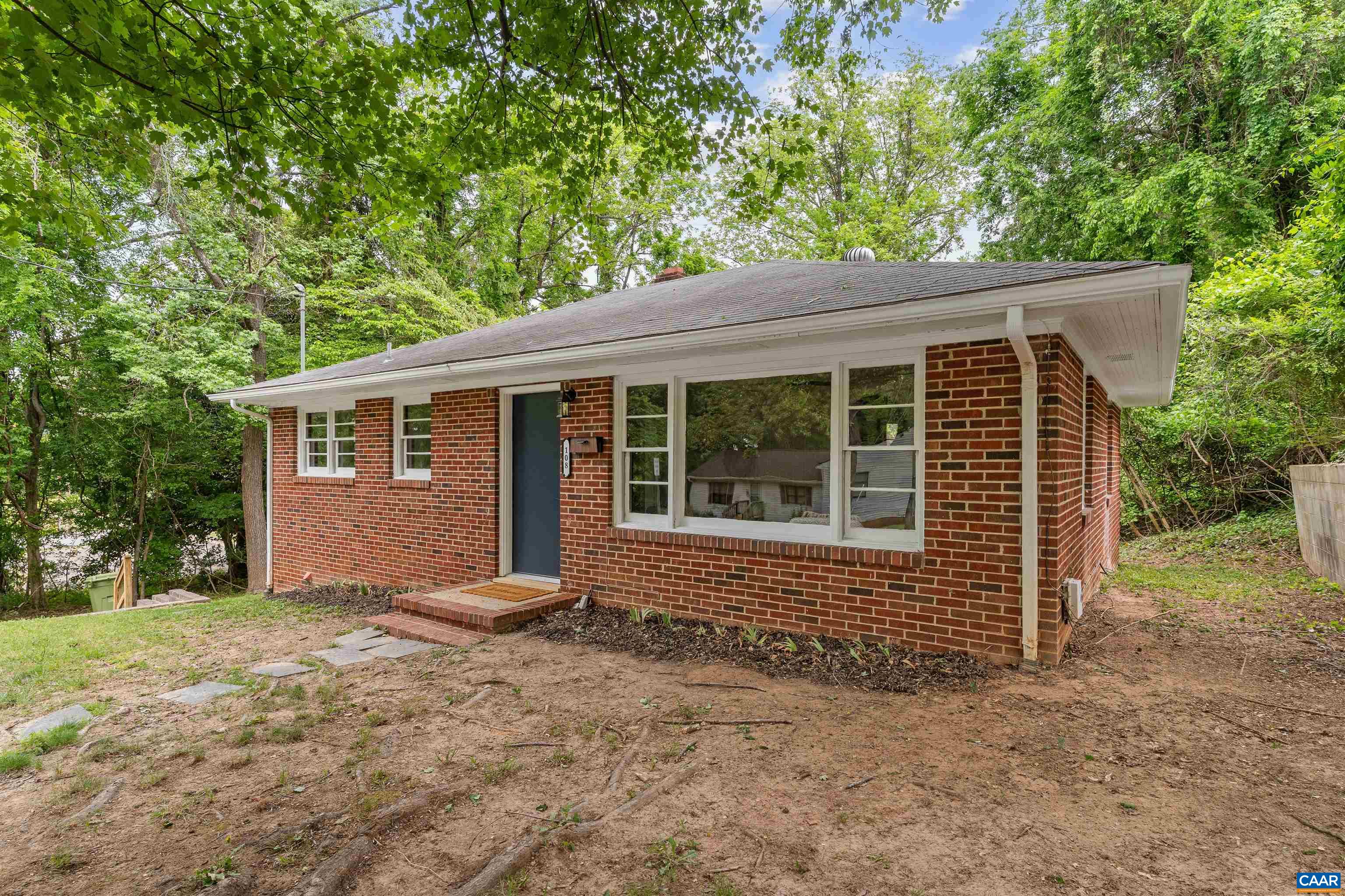 108 VAUGHAN DR, FARMVILLE, Virginia 23901, 2 Bedrooms Bedrooms, ,1 BathroomBathrooms,Residential,108 VAUGHAN DR,676944 MLS # 676944