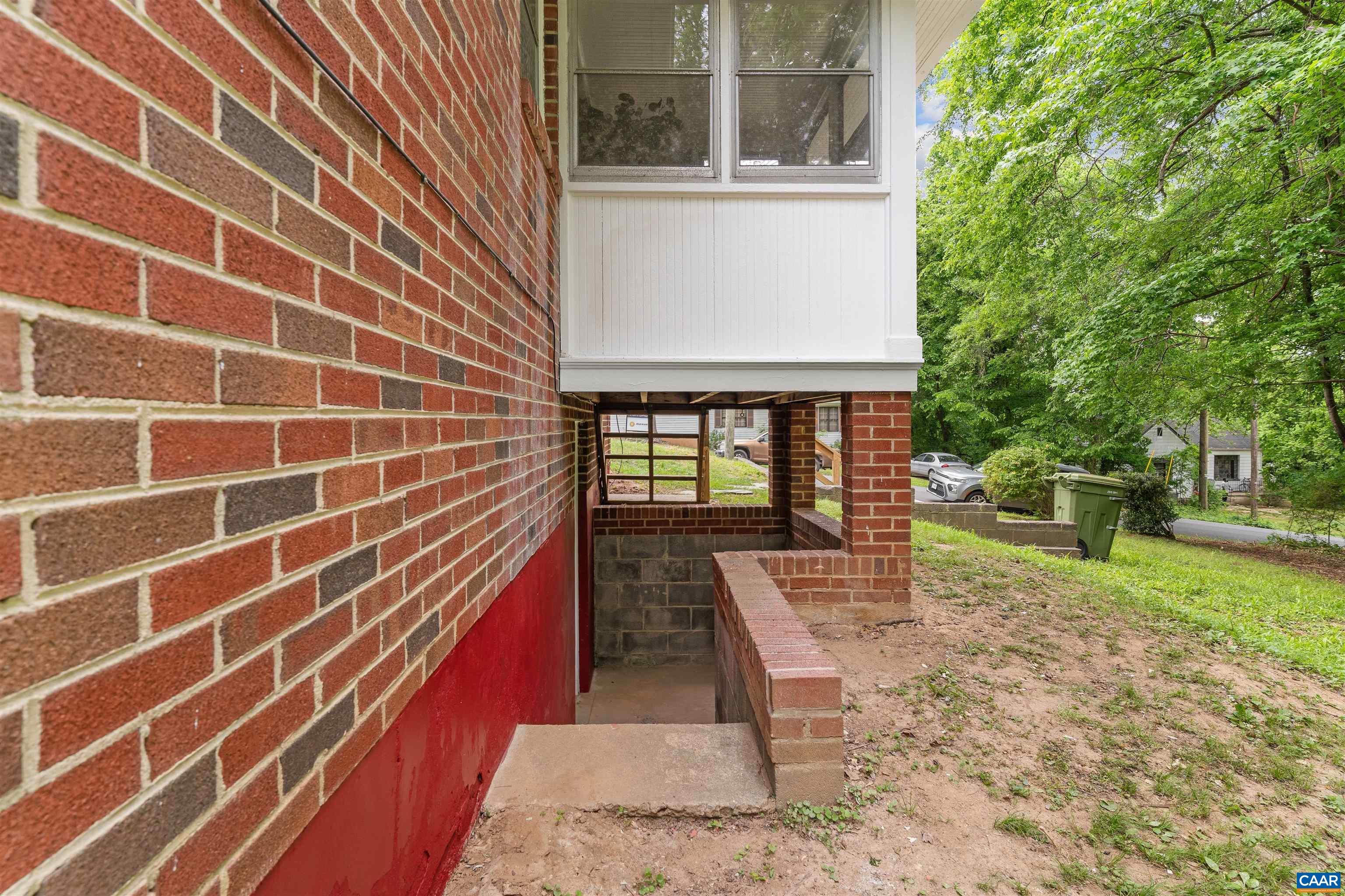 108 VAUGHAN DR, FARMVILLE, Virginia 23901, 2 Bedrooms Bedrooms, ,1 BathroomBathrooms,Residential,108 VAUGHAN DR,676944 MLS # 676944