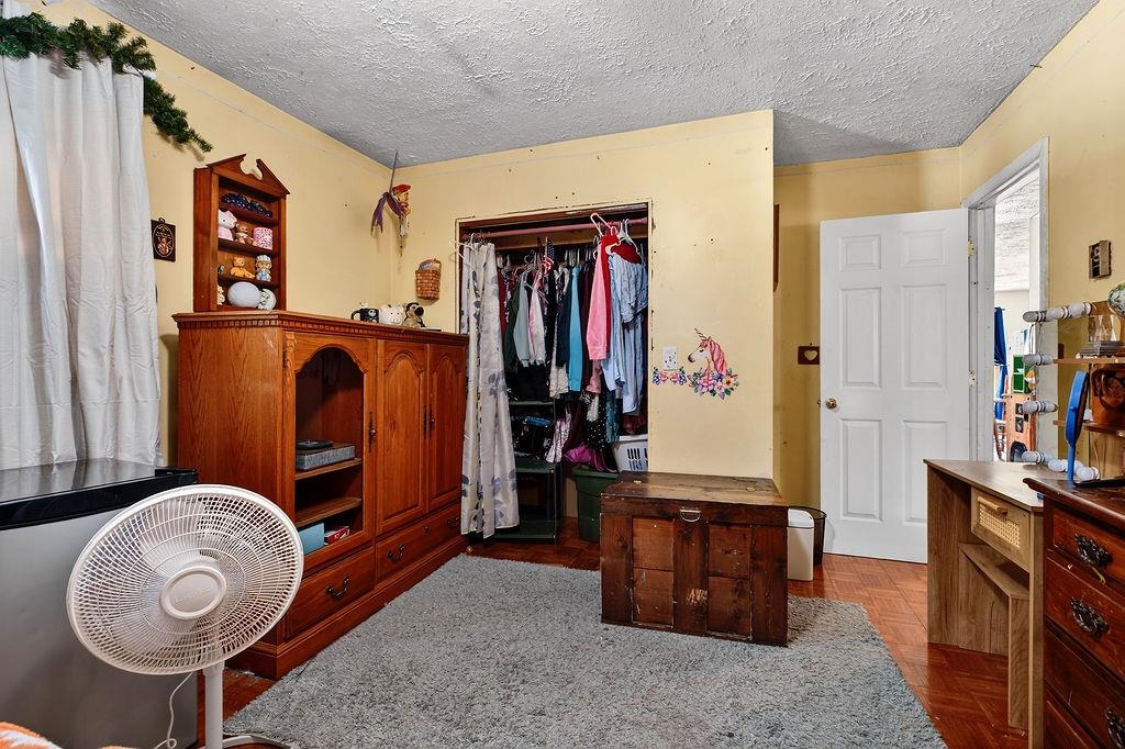 203 HALL ST, STAUNTON, Virginia 24401, 4 Bedrooms Bedrooms, ,1 BathroomBathrooms,Residential,203 HALL ST,676946 MLS # 676946