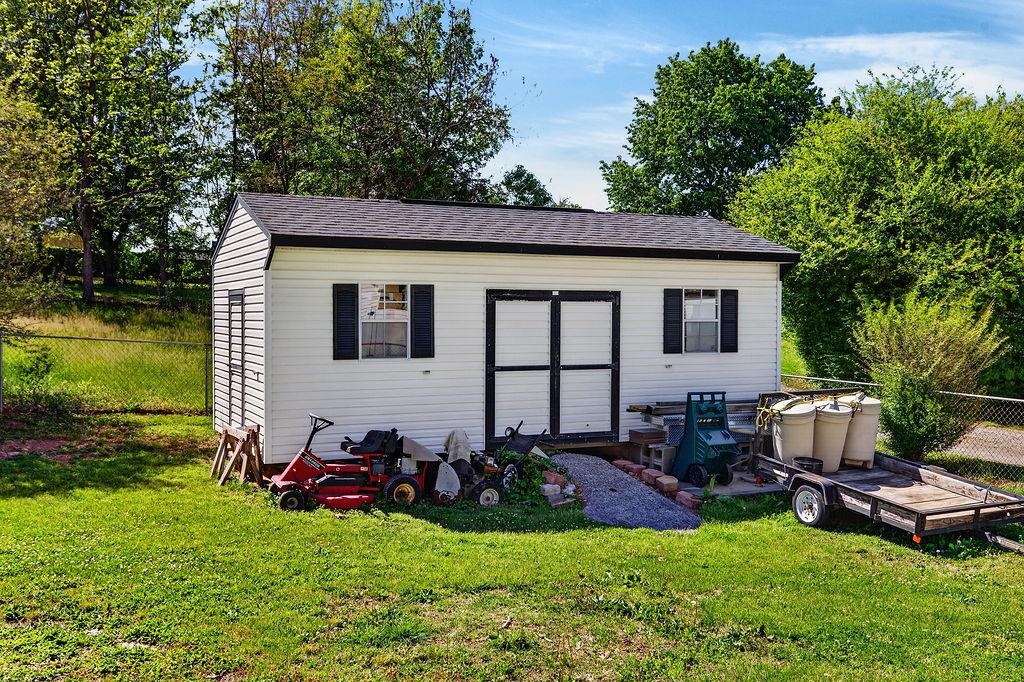 203 HALL ST, STAUNTON, Virginia 24401, 4 Bedrooms Bedrooms, ,1 BathroomBathrooms,Residential,203 HALL ST,676946 MLS # 676946