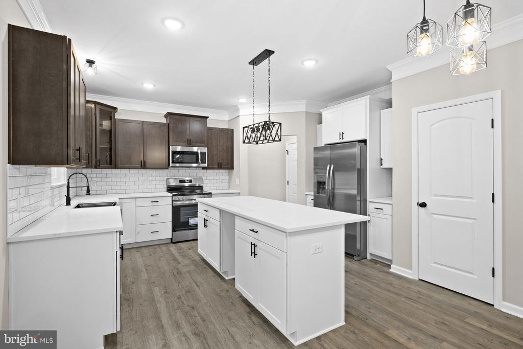 11510 MACFADEN DR, SPOTSYLVANIA, Virginia 22551, 4 Bedrooms Bedrooms, ,2 BathroomsBathrooms,Residential,11510 MACFADEN DR,VASP2041656 MLS # VASP2041656