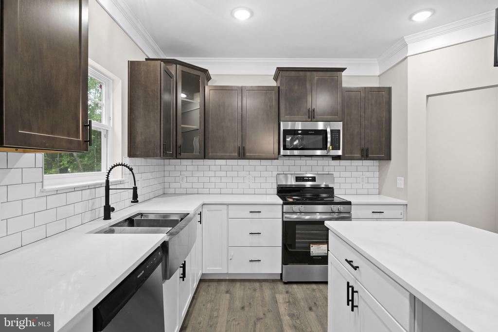 11510 MACFADEN DR, SPOTSYLVANIA, Virginia 22551, 4 Bedrooms Bedrooms, ,2 BathroomsBathrooms,Residential,11510 MACFADEN DR,VASP2041656 MLS # VASP2041656