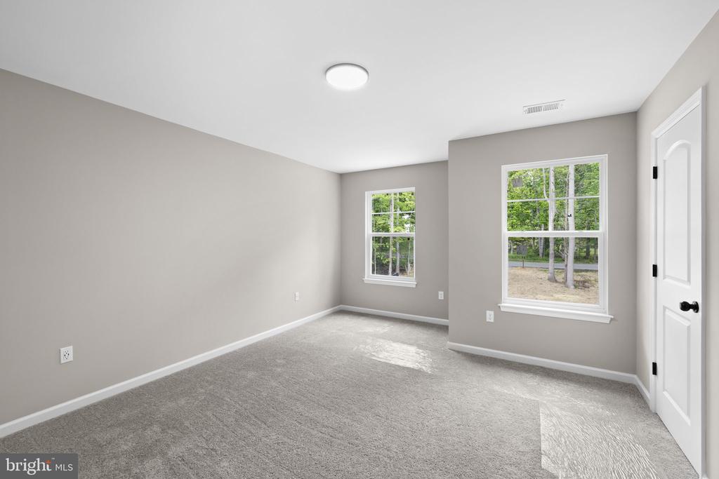 11510 MACFADEN DR, SPOTSYLVANIA, Virginia 22551, 4 Bedrooms Bedrooms, ,2 BathroomsBathrooms,Residential,11510 MACFADEN DR,VASP2041656 MLS # VASP2041656