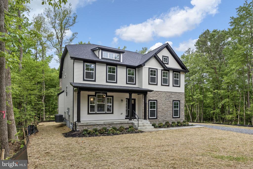 11510 MACFADEN DR, SPOTSYLVANIA, Virginia 22551, 4 Bedrooms Bedrooms, ,2 BathroomsBathrooms,Residential,11510 MACFADEN DR,VASP2041656 MLS # VASP2041656