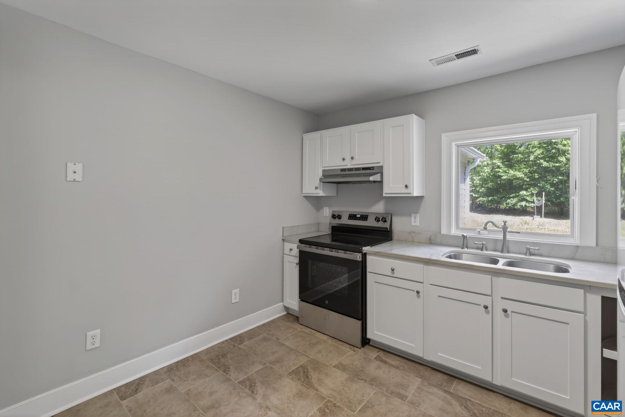 9702 HATTON FERRY RD, SCOTTSVILLE, Virginia 24590, 3 Bedrooms Bedrooms, ,2 BathroomsBathrooms,Residential,9702 HATTON FERRY RD,676840 MLS # 676840