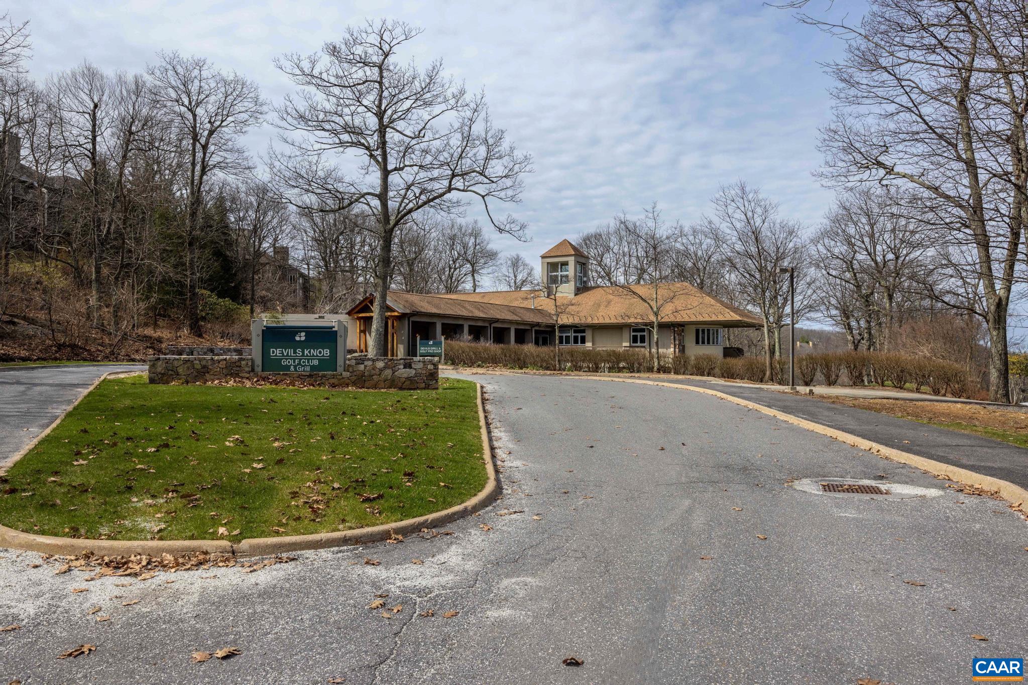 67 S FOREST DR, WINTERGREEN RESORT, Virginia 22967, 4 Bedrooms Bedrooms, ,3 BathroomsBathrooms,Residential,67 S FOREST DR,676949 MLS # 676949 67 S FOREST DR, WINTERGREEN RESORT, Virginia 22967, 4 Bedrooms Bedrooms, ,3 BathroomsBathrooms,Residential,67 S FOREST DR,676949 MLS # 676949