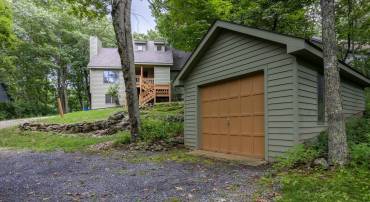 67 S FOREST DR, WINTERGREEN RESORT, Virginia 22967, 4 Bedrooms Bedrooms, ,3 BathroomsBathrooms,Residential,67 S FOREST DR,676949 MLS # 676949