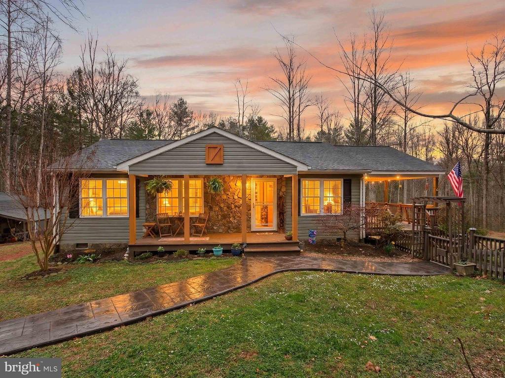 2586 W HOOVER RD, HAYWOOD, Virginia 22722, 3 Bedrooms Bedrooms, ,2 BathroomsBathrooms,Residential,2586 W HOOVER RD,VAMA2002666 MLS # VAMA2002666 2586 W HOOVER RD, HAYWOOD, Virginia 22722, 3 Bedrooms Bedrooms, ,2 BathroomsBathrooms,Residential,2586 W HOOVER RD,VAMA2002666 MLS # VAMA2002666