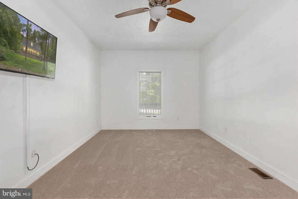 197 OAKLEIGH LN, BUMPASS, Virginia 23024, 5 Bedrooms Bedrooms, ,3 BathroomsBathrooms,Residential,197 OAKLEIGH LN,VALA2009726 MLS # VALA2009726