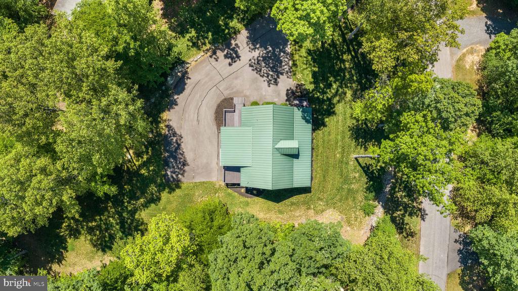 197 OAKLEIGH LN, BUMPASS, Virginia 23024, 5 Bedrooms Bedrooms, ,3 BathroomsBathrooms,Residential,197 OAKLEIGH LN,VALA2009726 MLS # VALA2009726