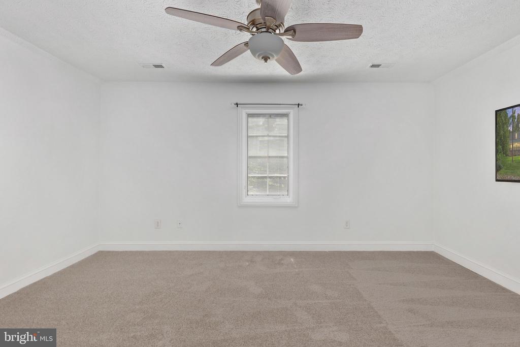 197 OAKLEIGH LN, BUMPASS, Virginia 23024, 5 Bedrooms Bedrooms, ,3 BathroomsBathrooms,Residential,197 OAKLEIGH LN,VALA2009726 MLS # VALA2009726