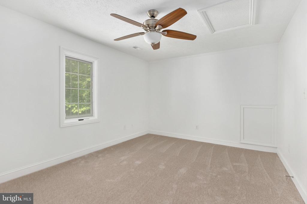 197 OAKLEIGH LN, BUMPASS, Virginia 23024, 5 Bedrooms Bedrooms, ,3 BathroomsBathrooms,Residential,197 OAKLEIGH LN,VALA2009726 MLS # VALA2009726
