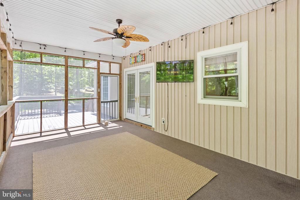 197 OAKLEIGH LN, BUMPASS, Virginia 23024, 5 Bedrooms Bedrooms, ,3 BathroomsBathrooms,Residential,197 OAKLEIGH LN,VALA2009726 MLS # VALA2009726
