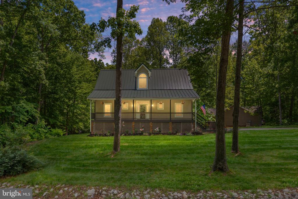 197 OAKLEIGH LN, BUMPASS, Virginia 23024, 5 Bedrooms Bedrooms, ,3 BathroomsBathrooms,Residential,197 OAKLEIGH LN,VALA2009726 MLS # VALA2009726