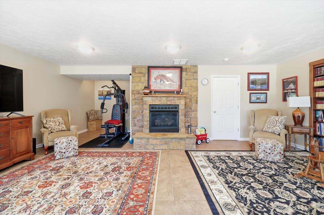194 DEEP MEADOW DR, FISHERSVILLE, Virginia 22939, 4 Bedrooms Bedrooms, ,3 BathroomsBathrooms,Residential,194 DEEP MEADOW DR,676956 MLS # 676956