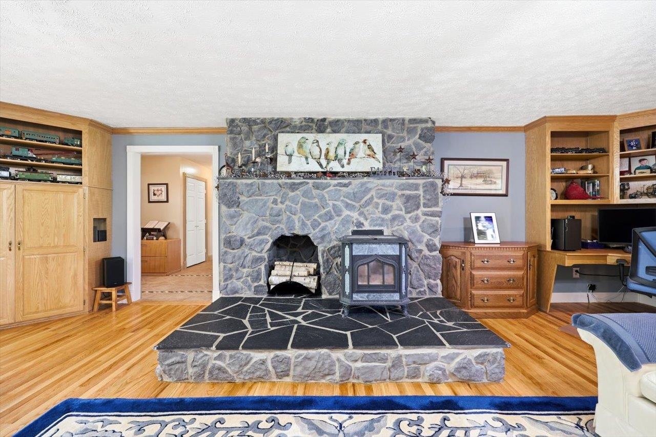 194 DEEP MEADOW DR, FISHERSVILLE, Virginia 22939, 4 Bedrooms Bedrooms, ,3 BathroomsBathrooms,Residential,194 DEEP MEADOW DR,676956 MLS # 676956